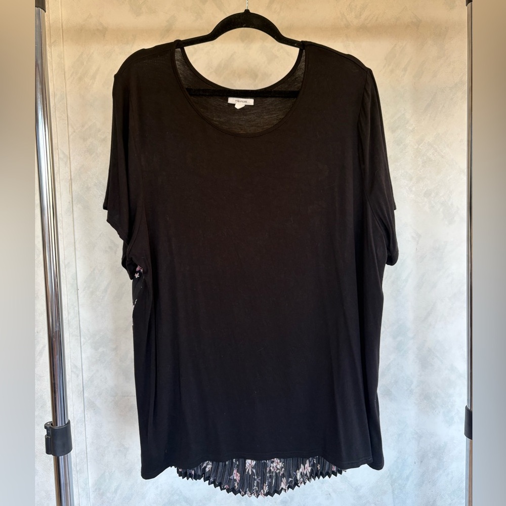 Maurices Black Short Sleeve Tee